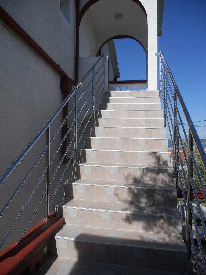 Apartment Halugica Кали Экстерьер фото
